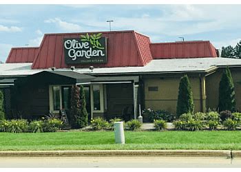 Olive garden rockford - Explore the menu of Olive Garden, the most popular Italian restaurant chain in the US. Discover the variety of dishes, from pasta and pizza to soups and salads, and enjoy the authentic flavors of Italy.